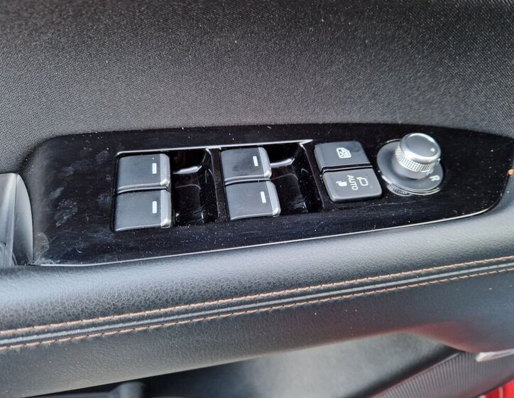 Mazda CX-5 SUV / Terénní 2,5 l 143 kw