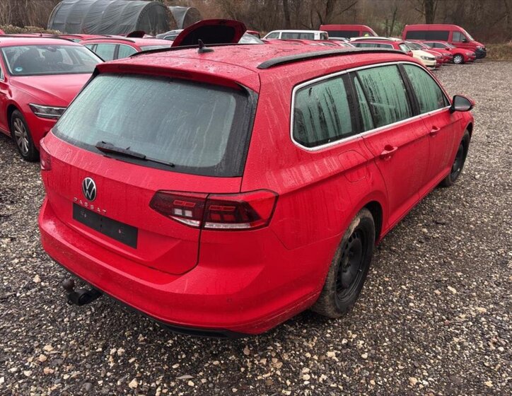 Volkswagen Passat Kombi 2,0 l 90 kw