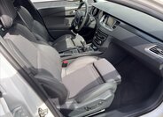 Peugeot 508 Sedan / Limuzína 2,0 l 120 kw