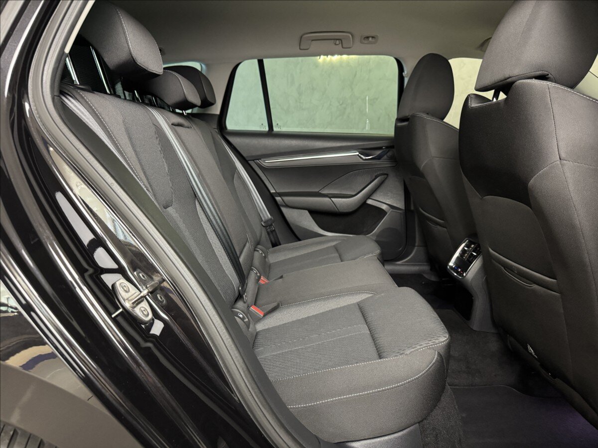 Škoda Octavia Kombi 1,4 l 150 kw