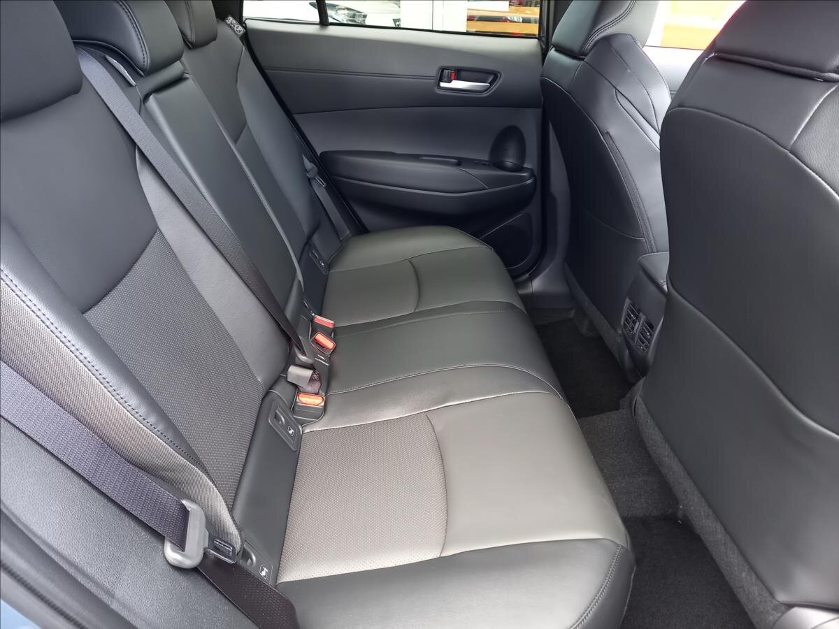 Toyota Corolla Cross SUV 2,0 l 131 kw