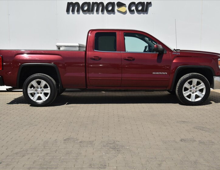 GMC Sierra Pick-up 4,3 l 212 kw