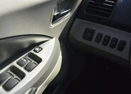 Mitsubishi Grandis 15