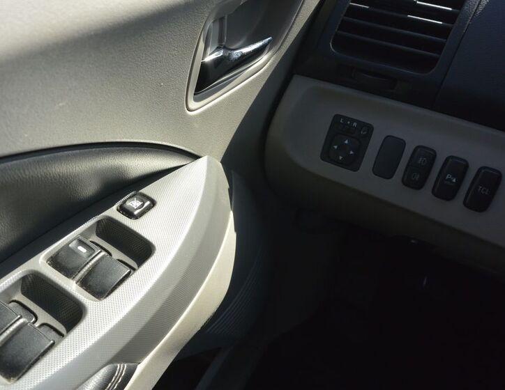 Mitsubishi Grandis 15