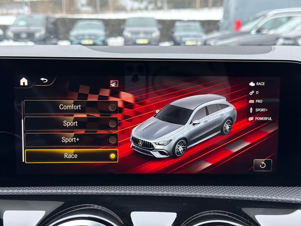 Mercedes-Benz CLA Kombi 2,0 l 310 kw