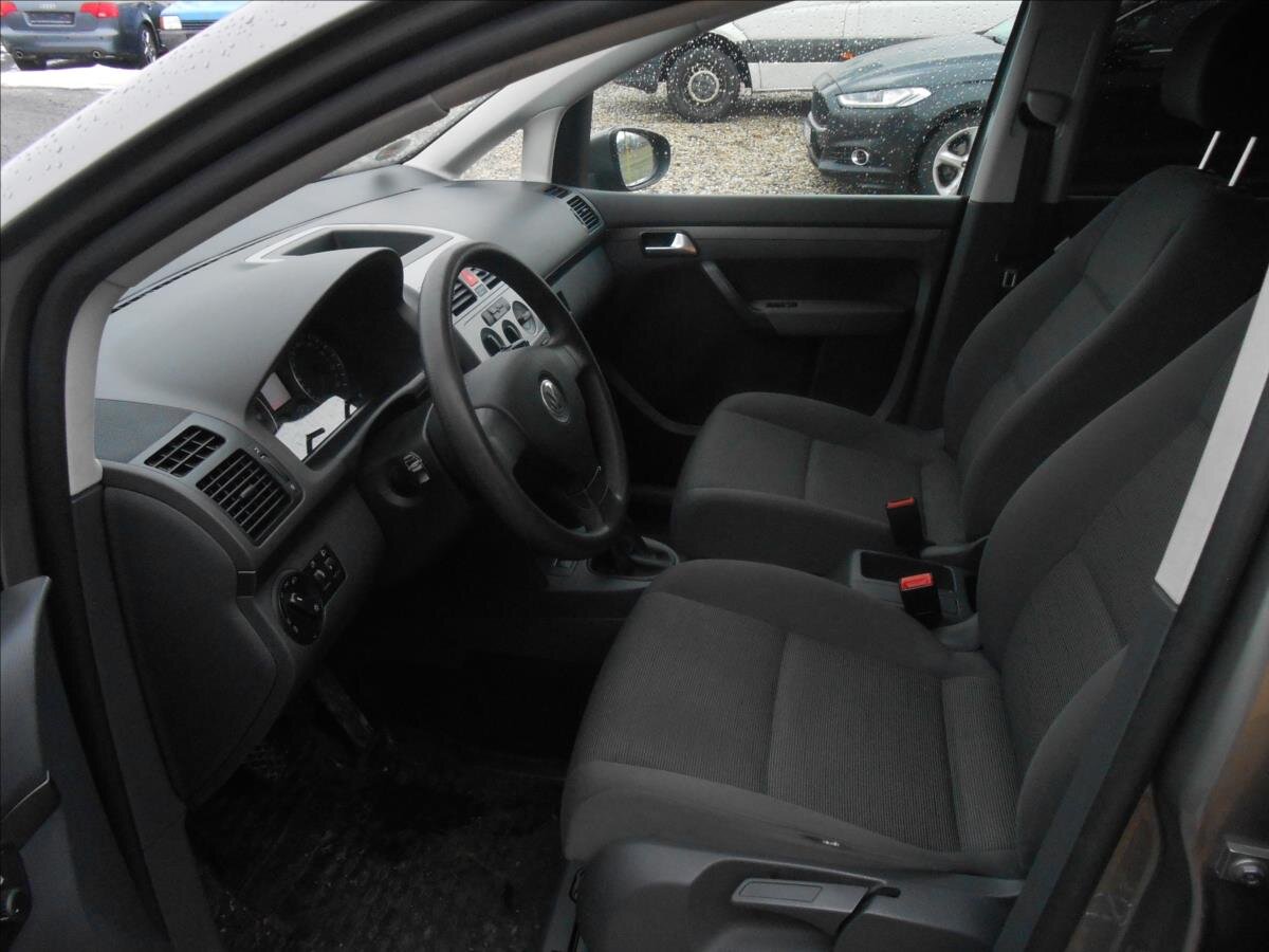 Volkswagen Touran MPV 1,9 l 66 kw