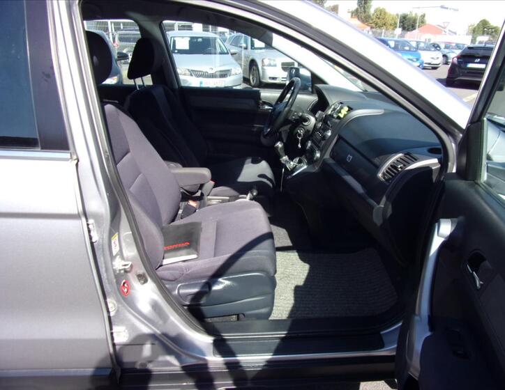 Honda CR-V 9