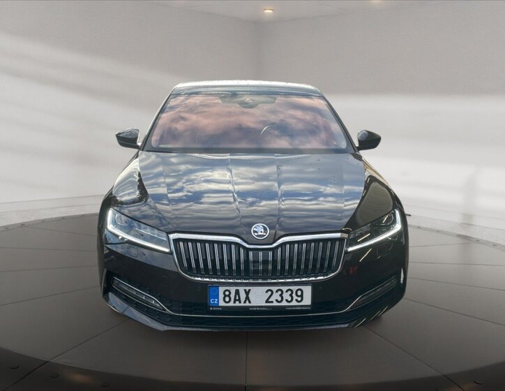 Škoda Superb Sedan / Limuzína 2,0 l 110 kw
