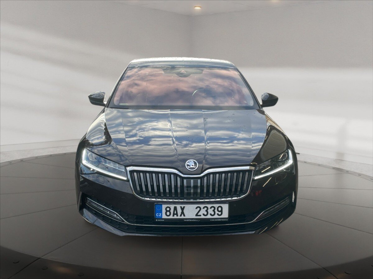 Škoda Superb Sedan / Limuzína 2,0 l 110 kw