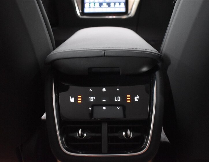 Volvo EX90 SUV / Terénní 0,0 380 kw