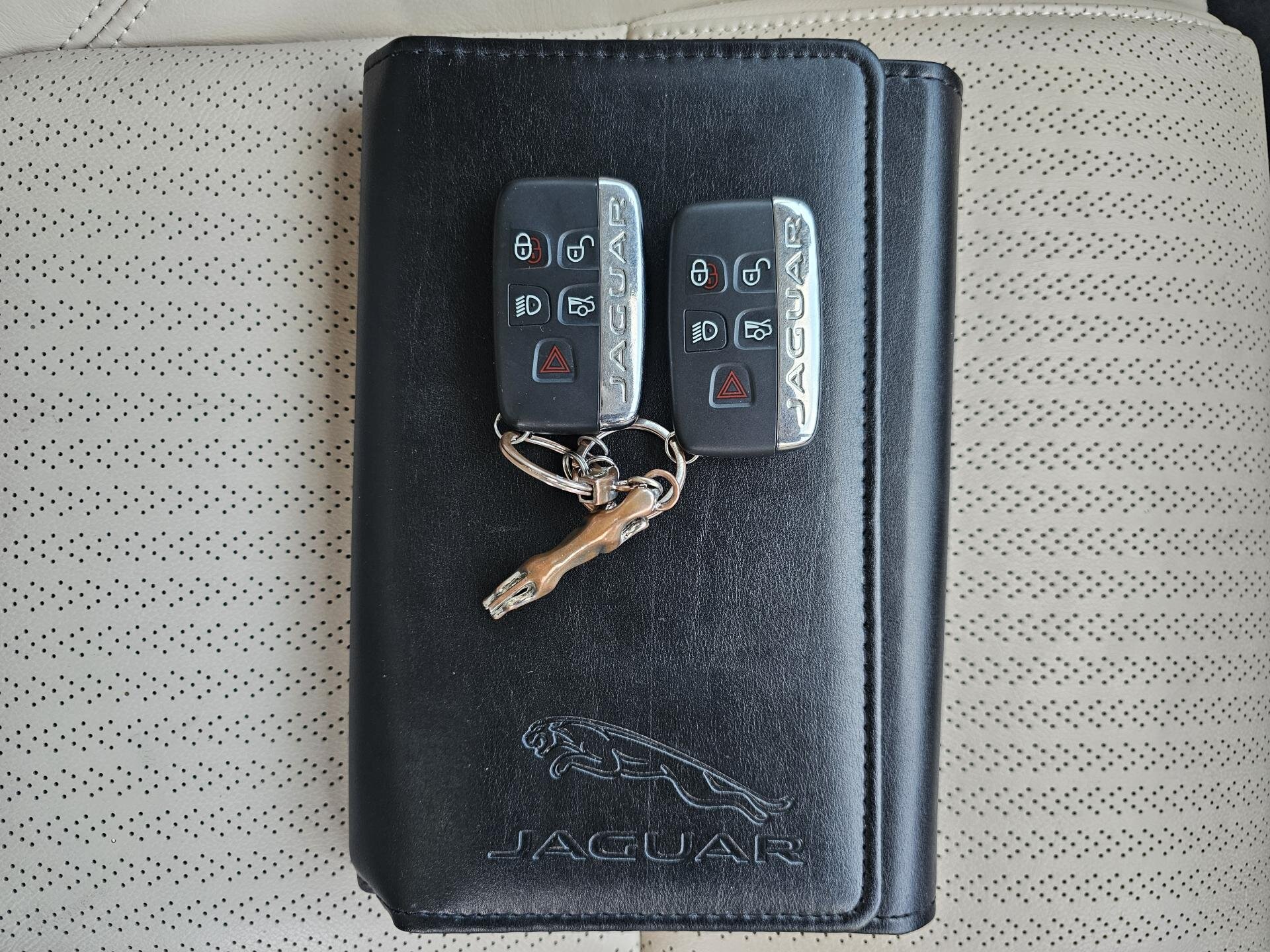 Jaguar XF Sedan 2,0 l 177 kw