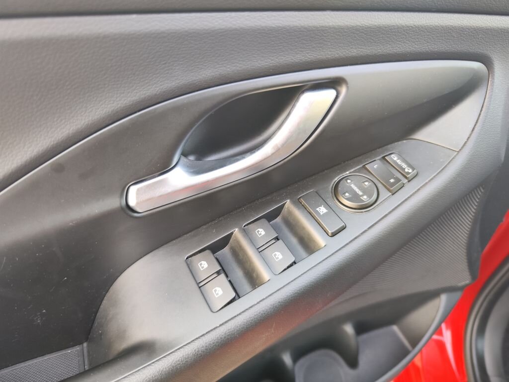 Hyundai i30 Kombi 998,0 88 kw