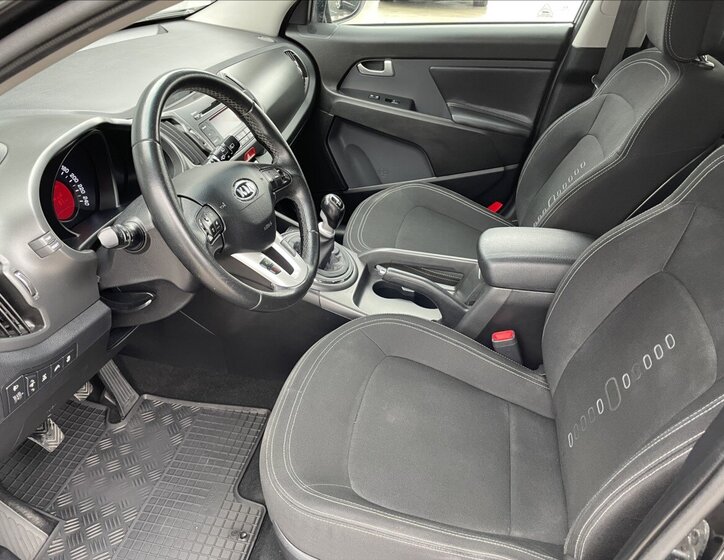 KIA Sportage Kombi 2,0 l 100 kw