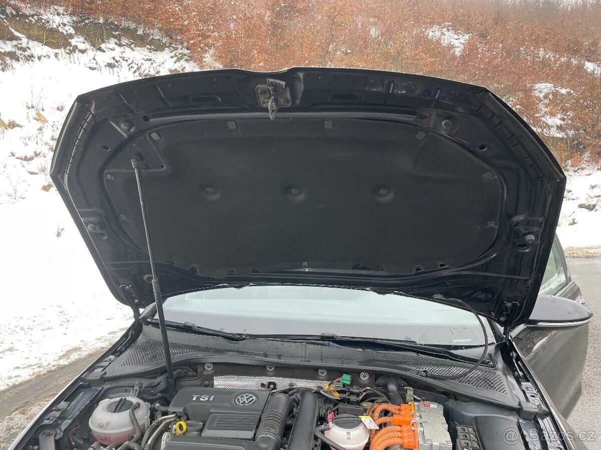 Volkswagen Golf Hatchback 0,0 110 kw