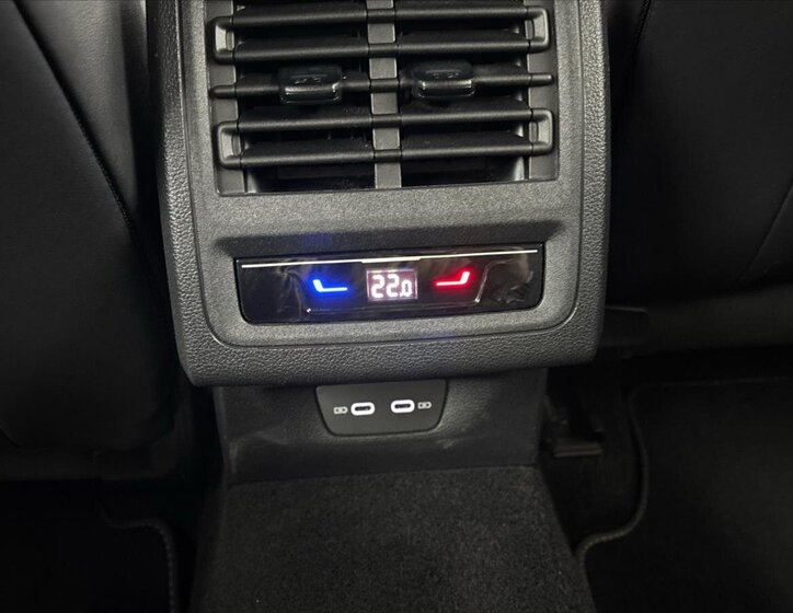 Volkswagen Golf Kombi 1,5 l 110 kw