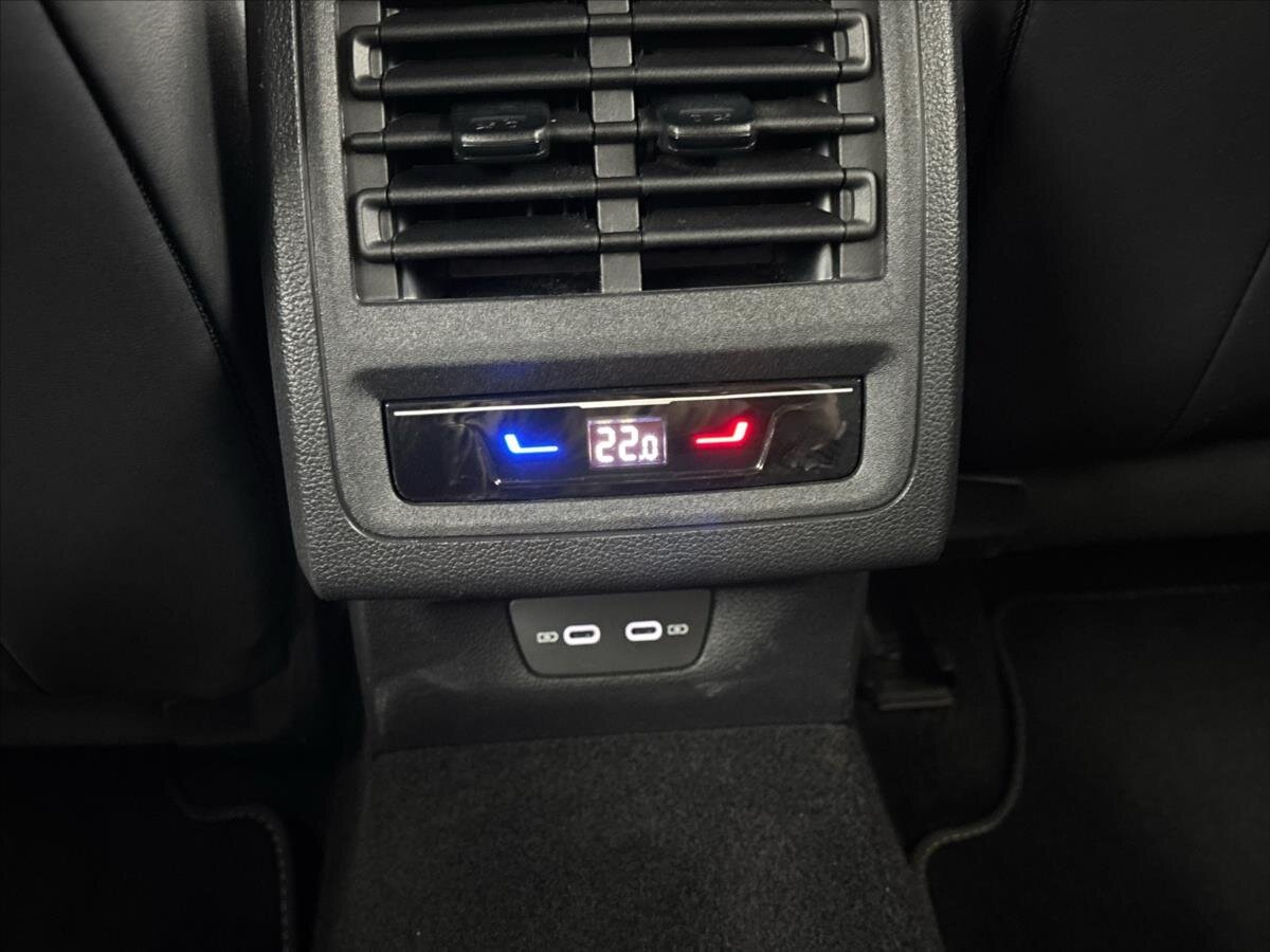 Volkswagen Golf Kombi 1,5 l 110 kw