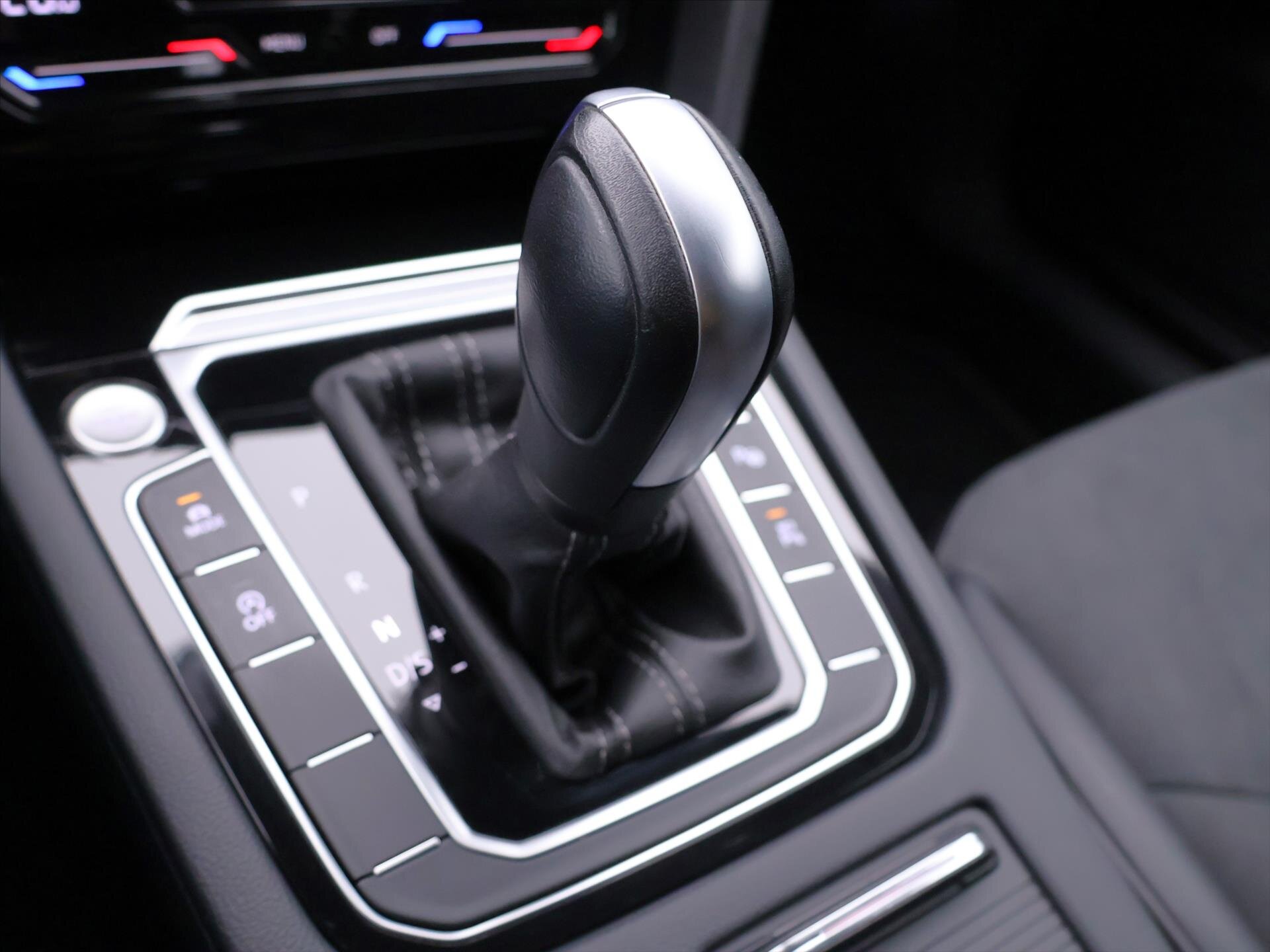 Volkswagen Arteon Kombi 2,0 l 206 kw