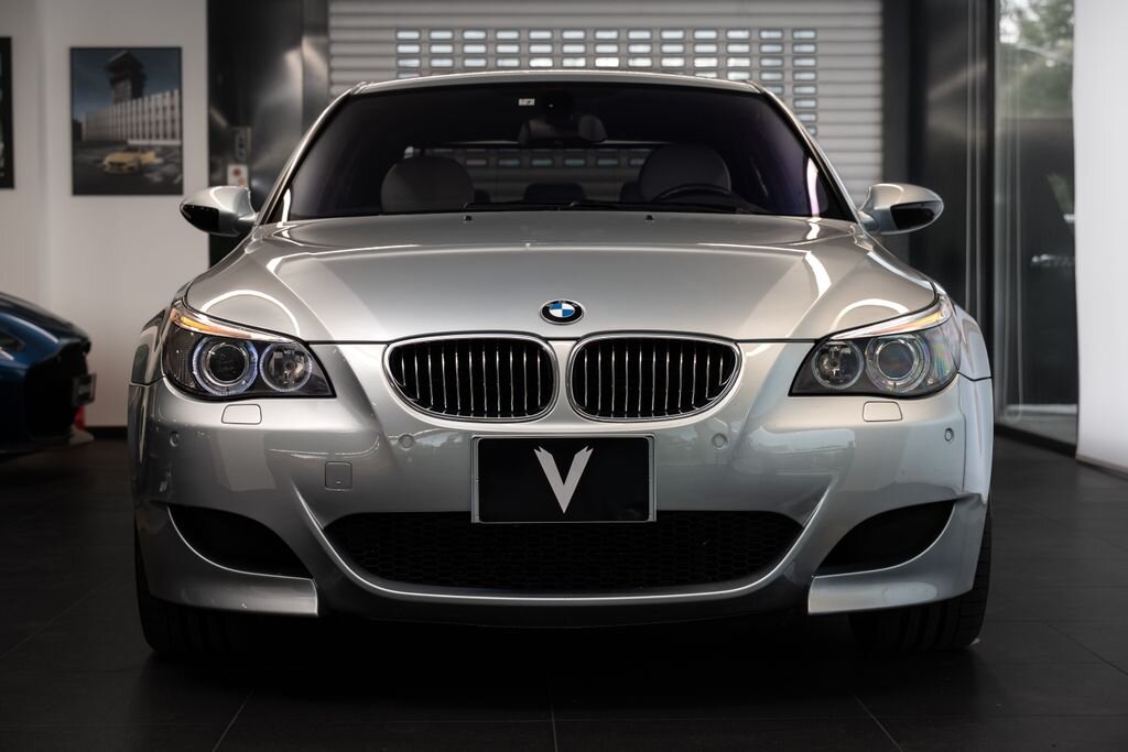 BMW M5 Sedan / Limuzína 5,0 l 373 kw