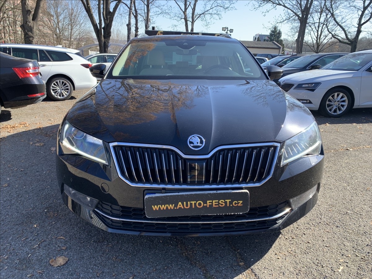 Škoda Superb