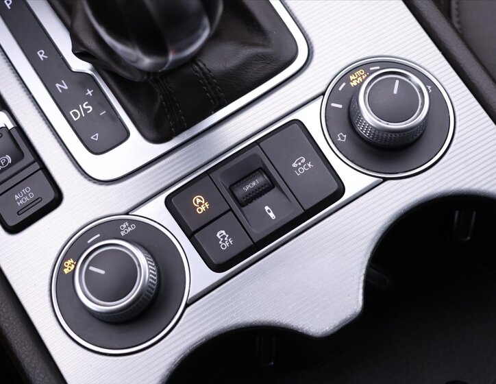 Volkswagen Touareg SUV 3,0 l 193 kw