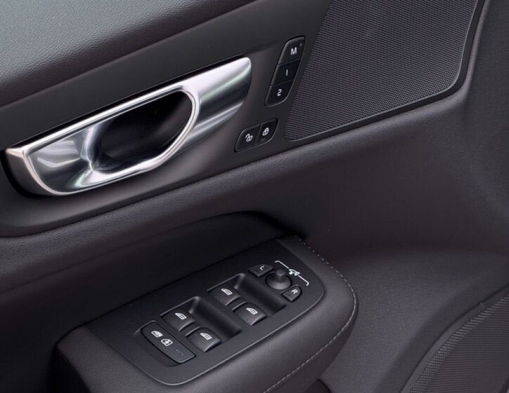 Volvo V60 Kombi 2,0 l 145 kw