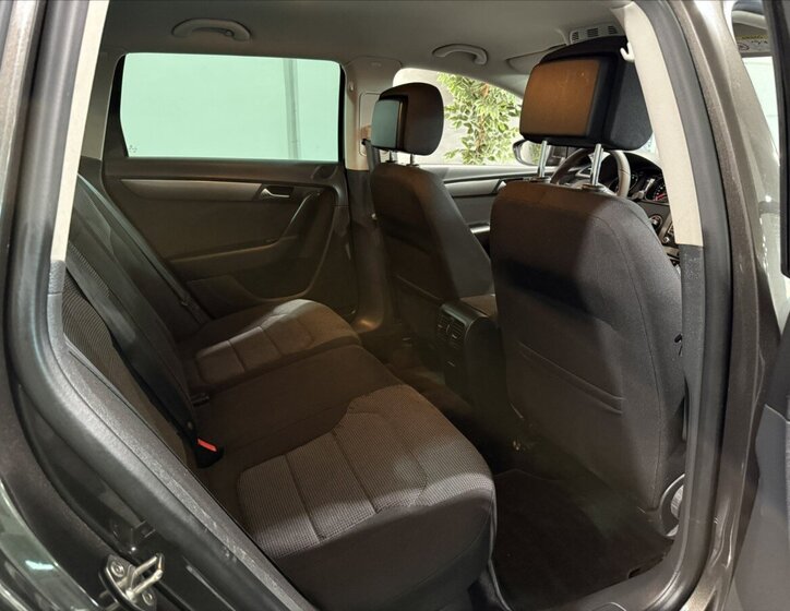 Volkswagen Passat Kombi 1,4 l 90 kw