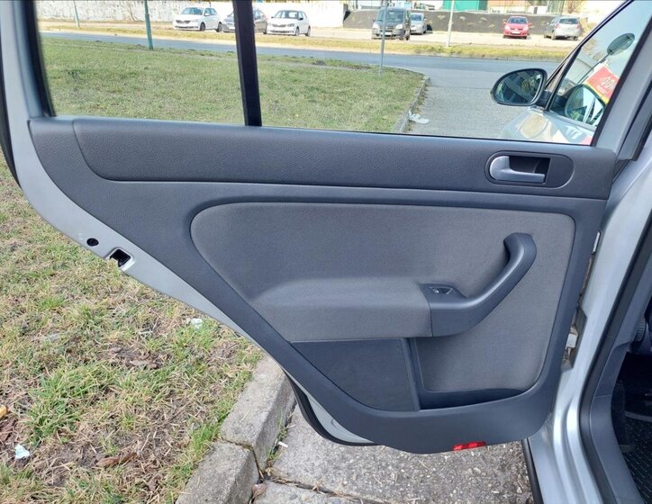 Volkswagen Golf Plus Hatchback 1,9 l 77 kw