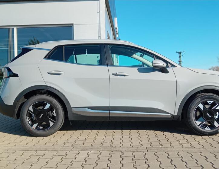 KIA Sportage 4