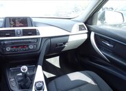 BMW Řada 3 Sedan / Limuzína 2,0 l 105 kw