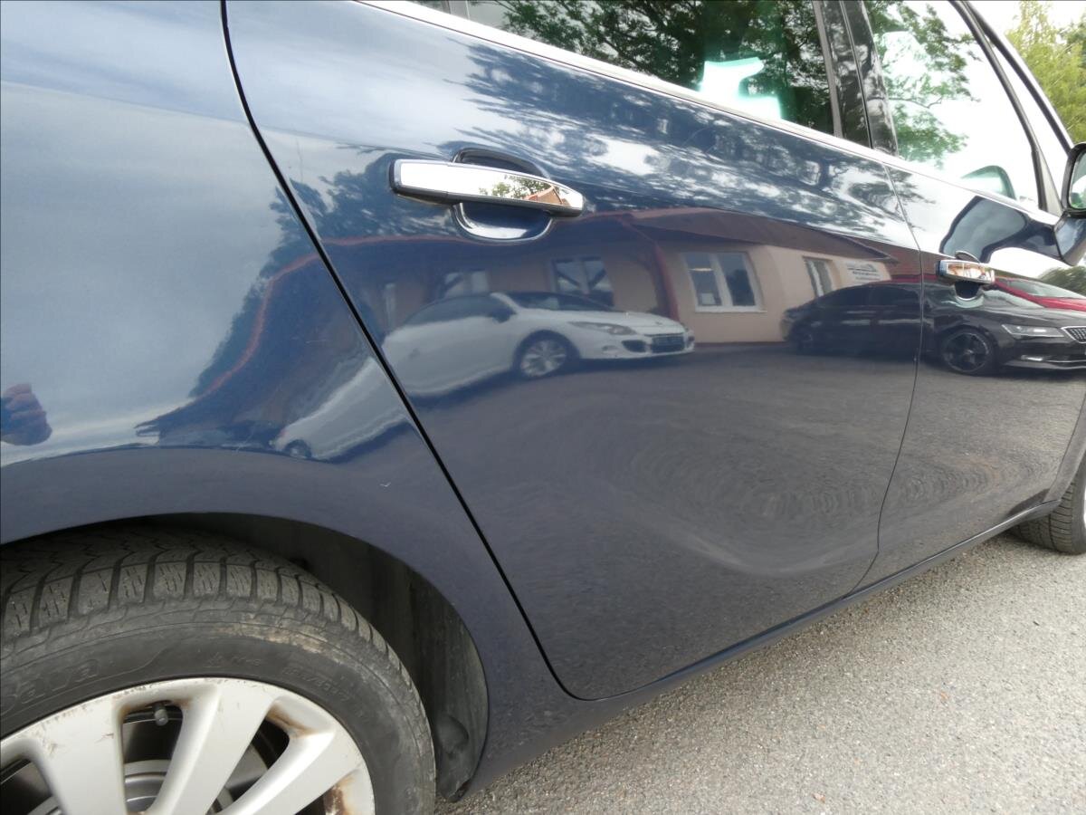 Opel Zafira MPV 2,0 l 121 kw