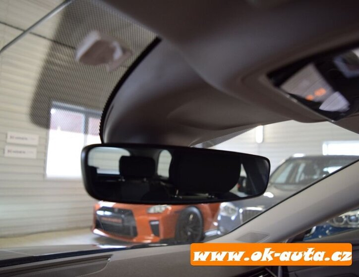 Škoda Octavia Kombi 2,0 l 85 kw