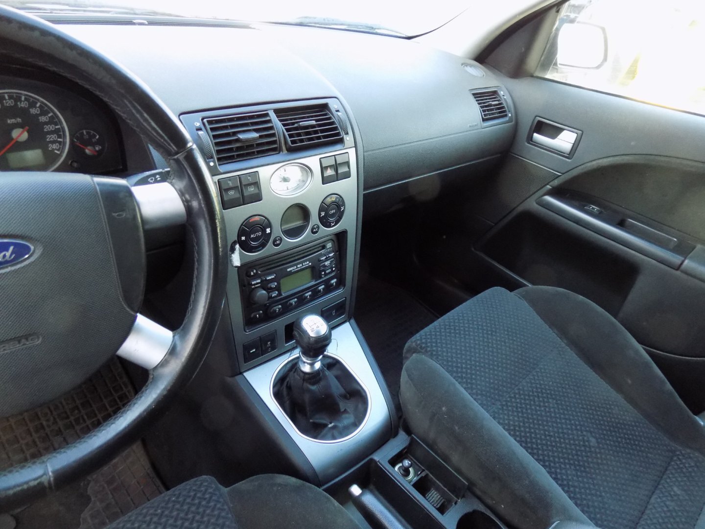Ford Mondeo Kombi 2,0 l 107 kw