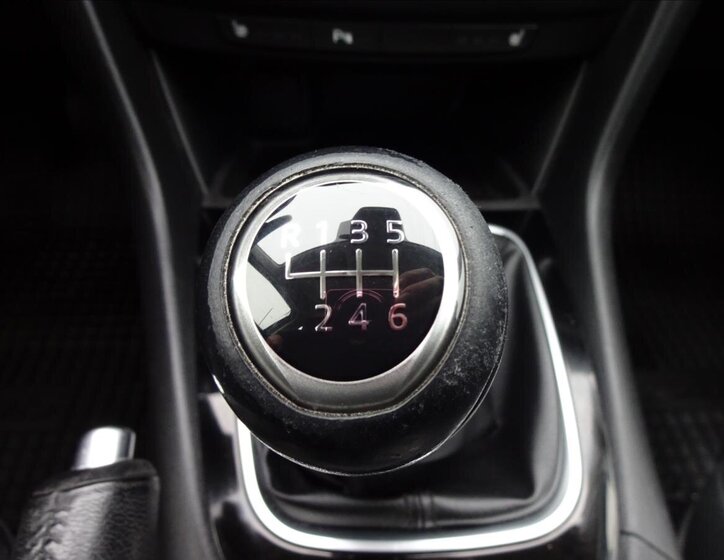 Mazda 6 Kombi 2,0 l 107 kw