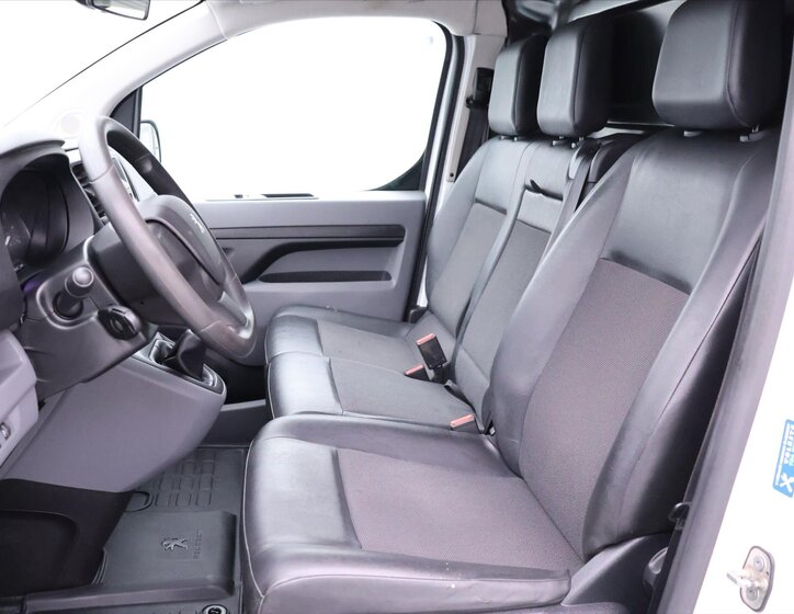 Peugeot Expert Skříň 2,0 l 110 kw