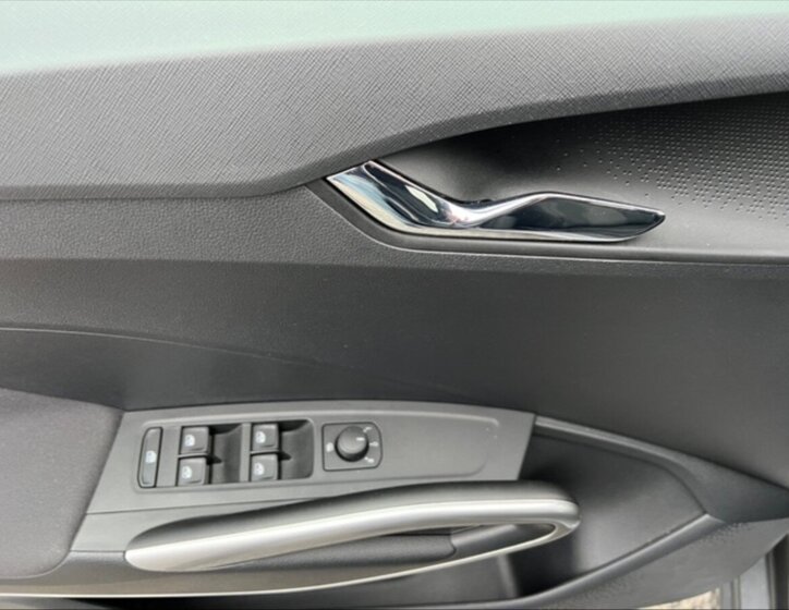 Škoda Fabia Hatchback 999,0 70 kw