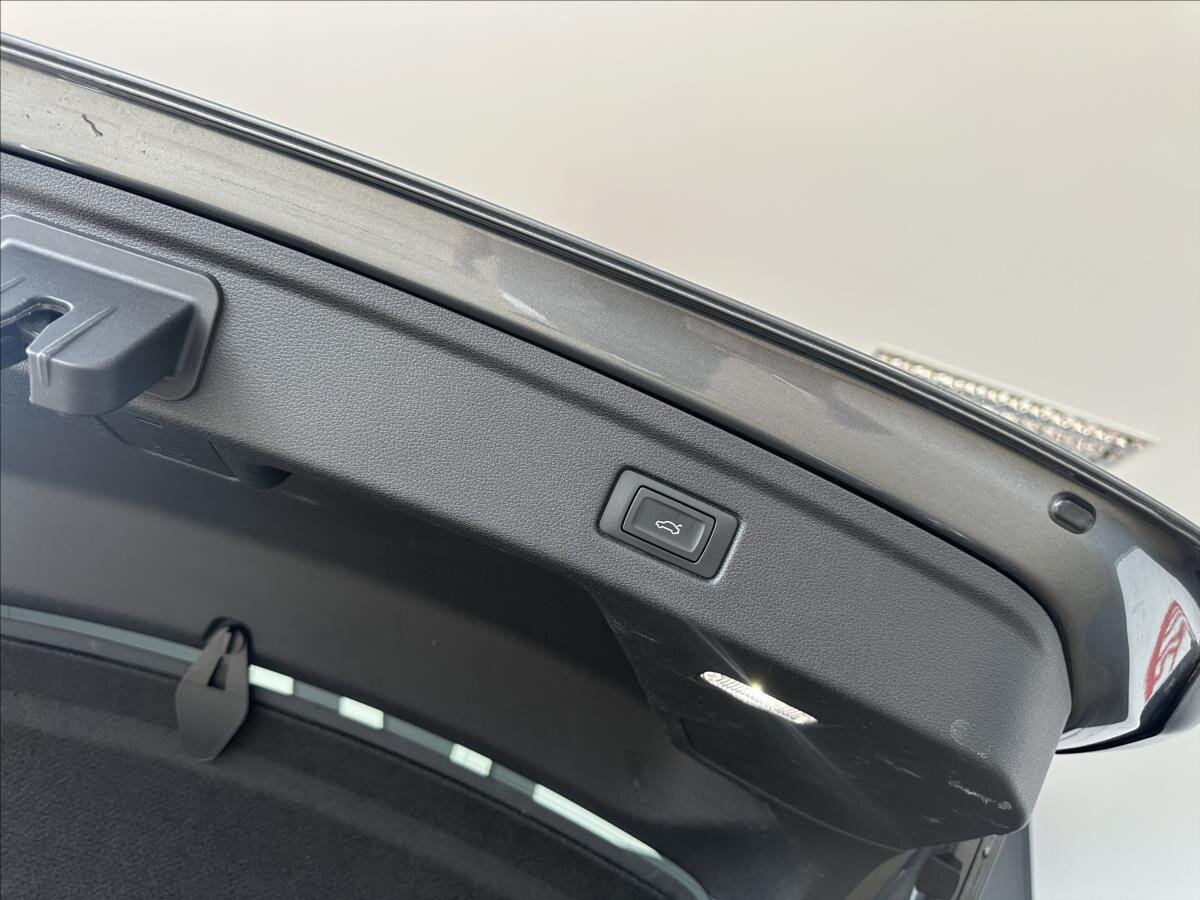 Audi A5 Sedan / Limuzína 2,0 l 140 kw