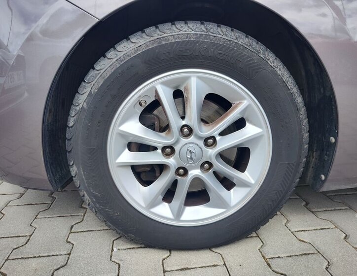 Hyundai i30 Kombi 1,6 l 88 kw