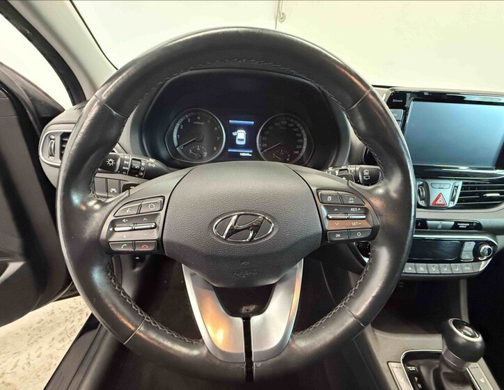Hyundai i30 Hatchback 1,4 l 103 kw
