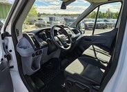 Ford Transit 8