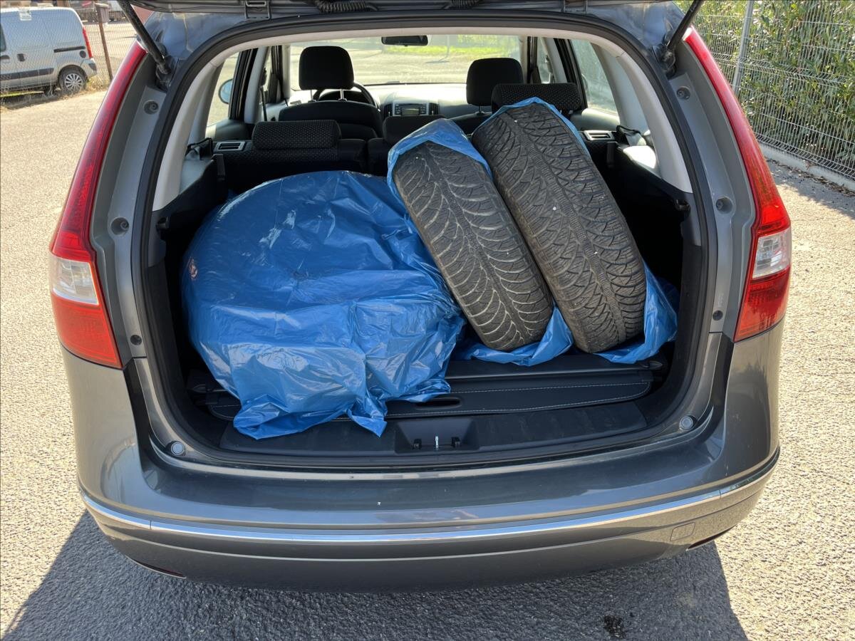 Hyundai i30 Kombi 1,4 l 77 kw