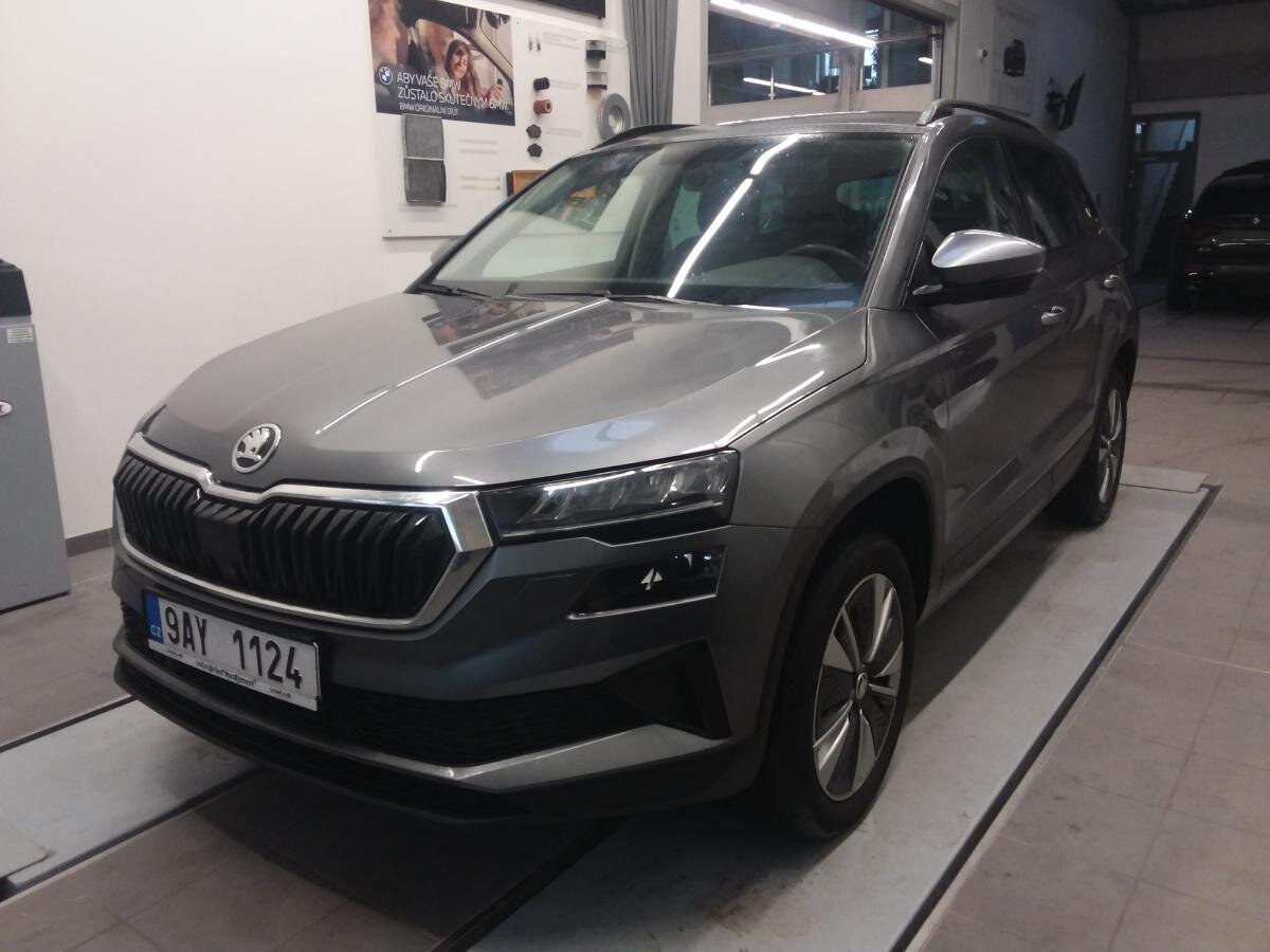Škoda Karoq SUV 1,5 l 110 kw
