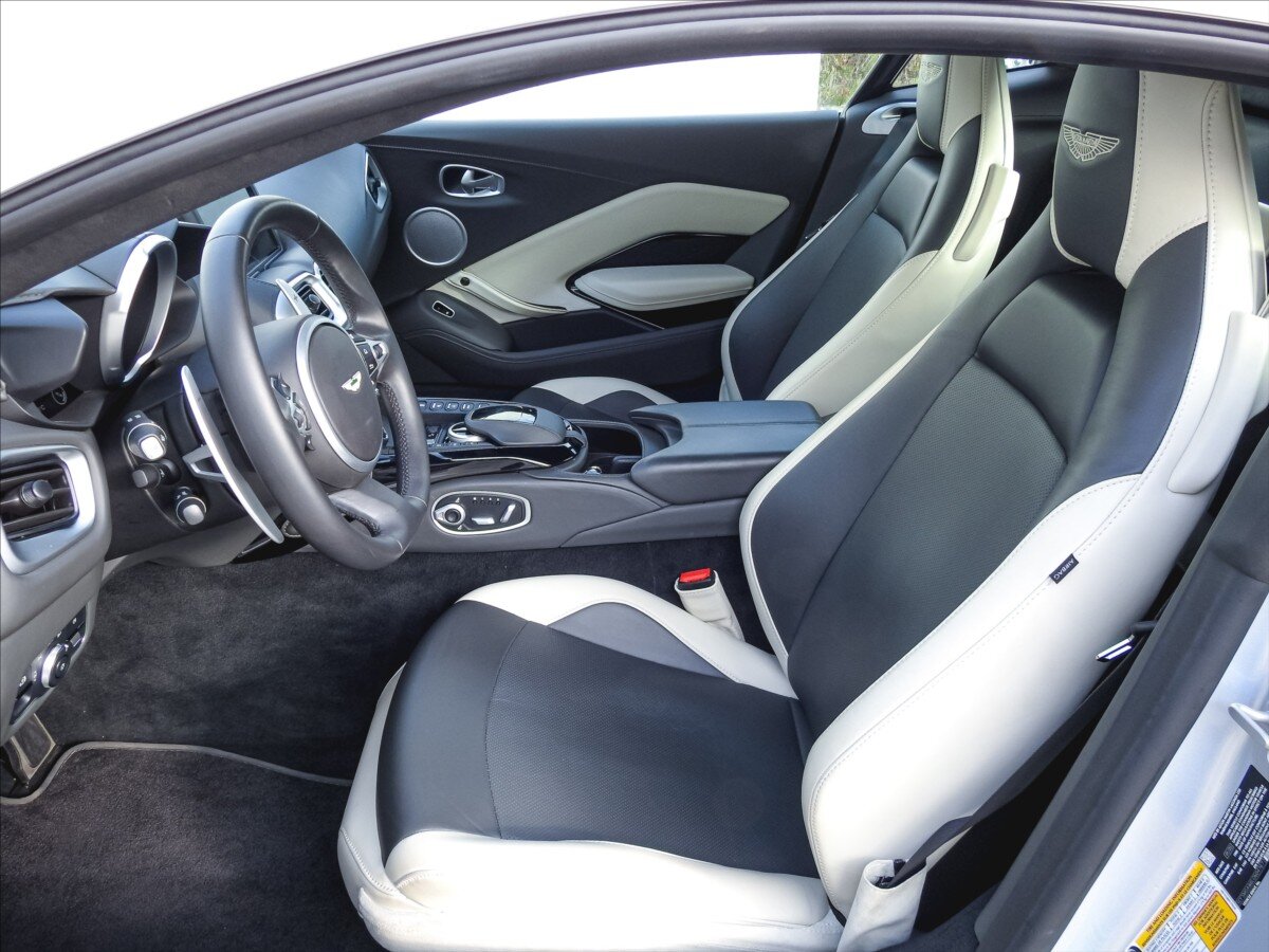 Aston Martin V8 Vantage Kupé 4,0 l 375 kw