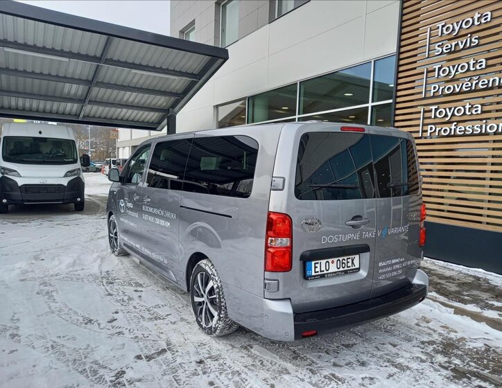 Toyota ProAce Verso MPV 2,0 l 100 kw