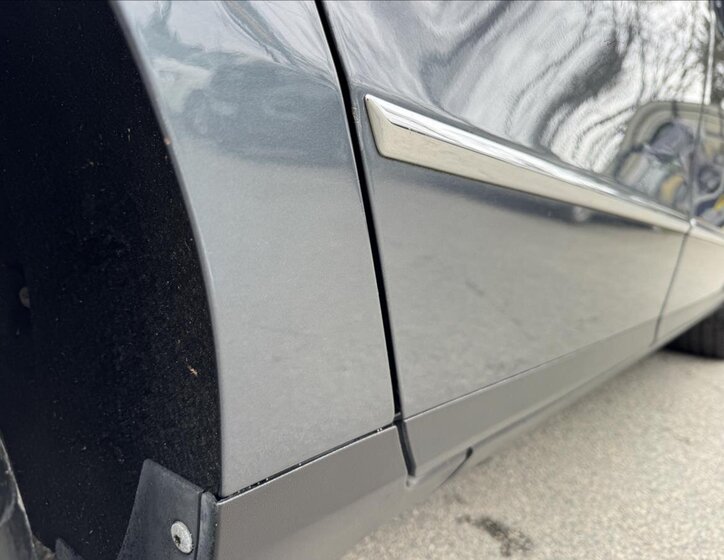 Volkswagen Passat Kombi 2,0 l 103 kw