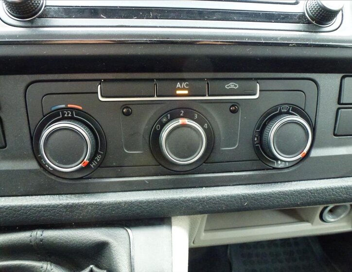 Volkswagen Transporter 36