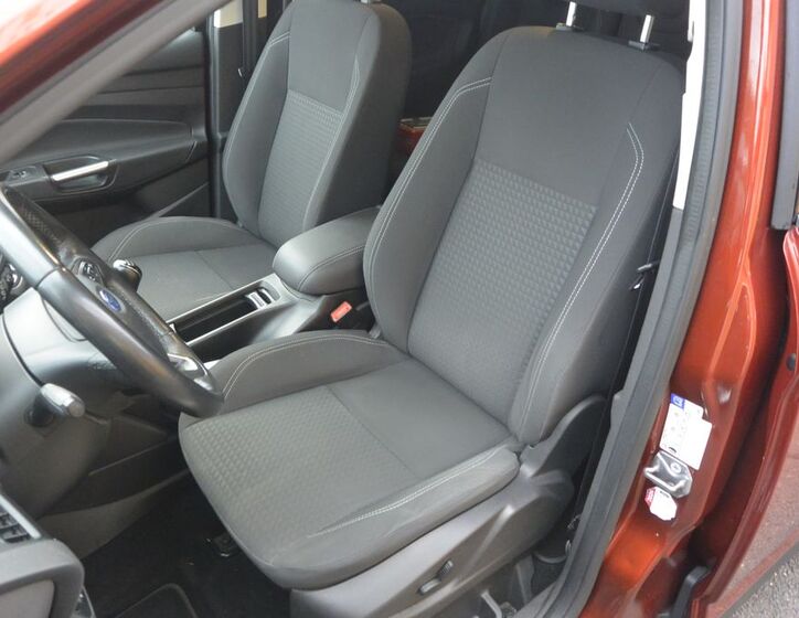 Ford Grand C-MAX 10