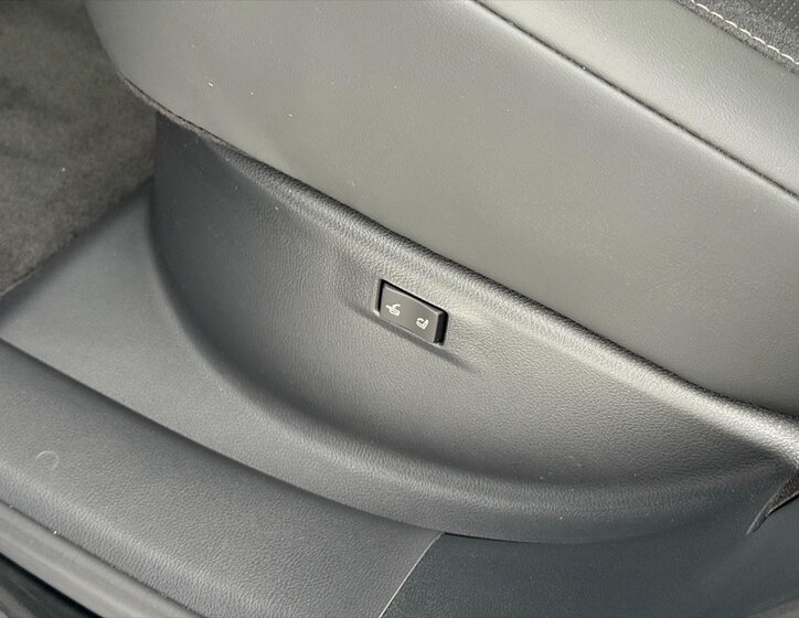 Lexus RX SUV 2,5 l 136 kw