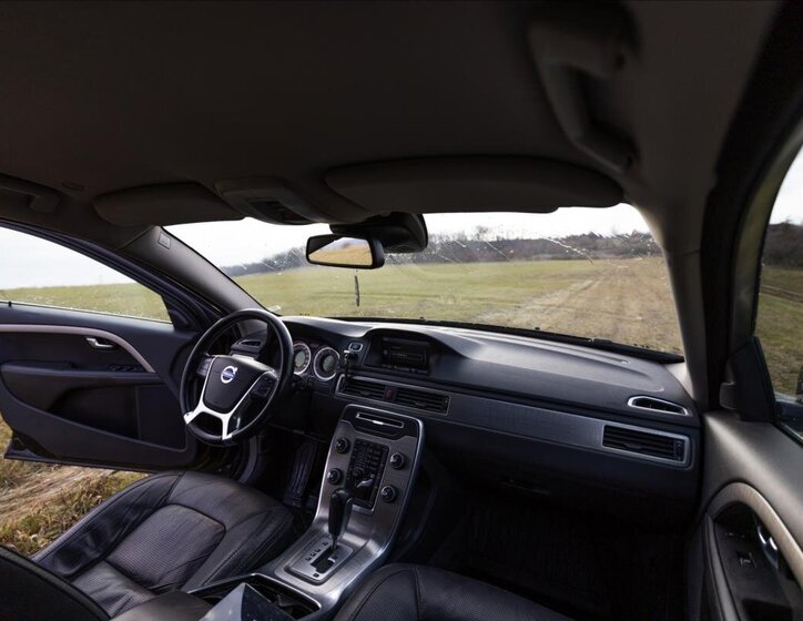 Volvo XC70 6