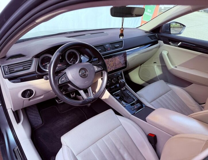 Škoda Superb Liftback 2,0 l 206 kw