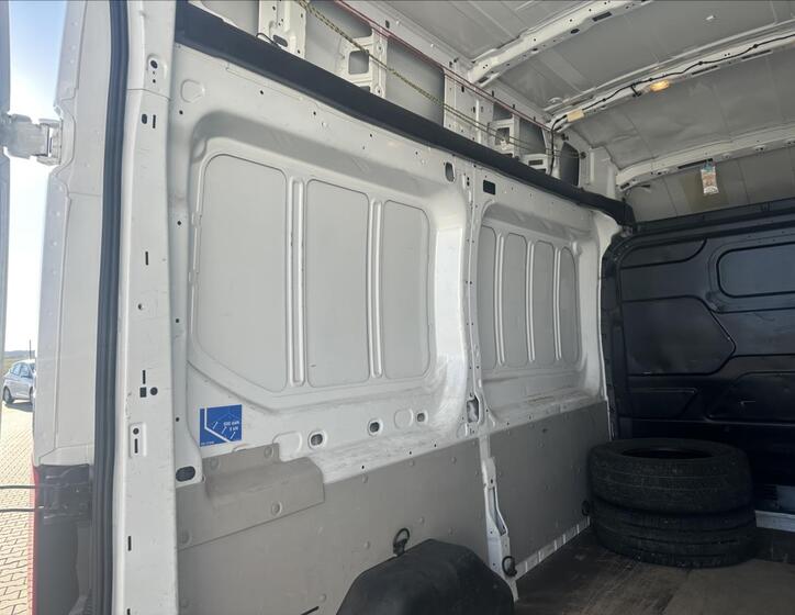 Ford Transit 15